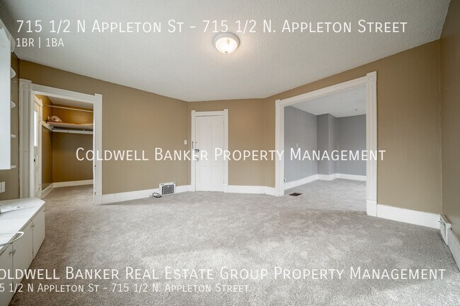 Building Photo - 715 N Appleton St