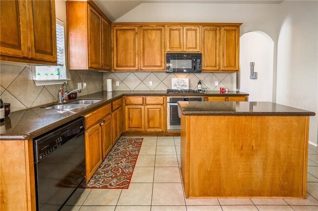 Building Photo - 10705 Casitas Dr