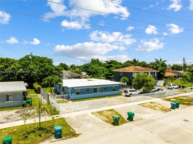 Building Photo - 22300 SW 117th Ave