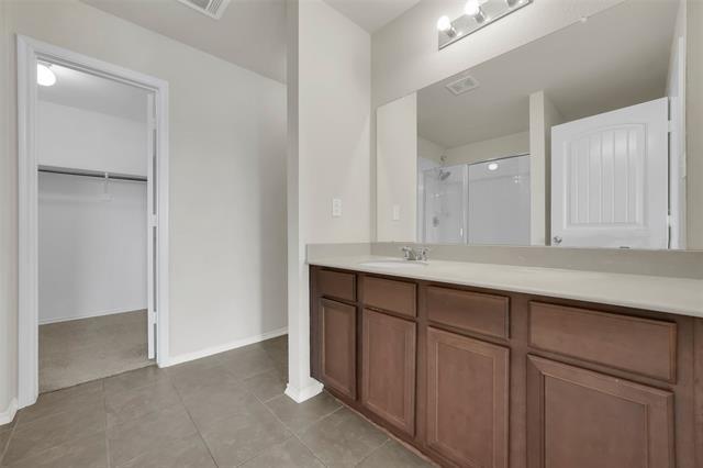Building Photo - 2133 Meadow View Dr