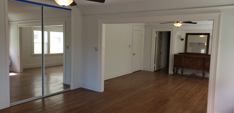 Building Photo - 1510 S Van Ness Ave