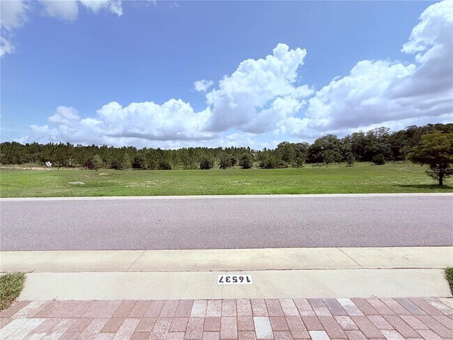 Building Photo - 16527 Prairie School Dr