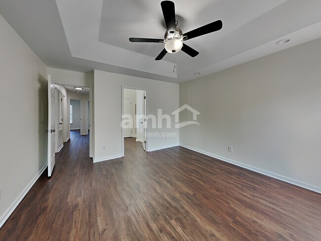 Building Photo - 14 Arbordale Ln