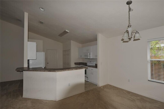 Building Photo - 4930 NW 20th Dr