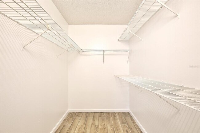 Building Photo - 956 Salt Pond Pl