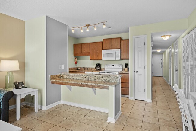 Building Photo - 203 Double Eagle Dr