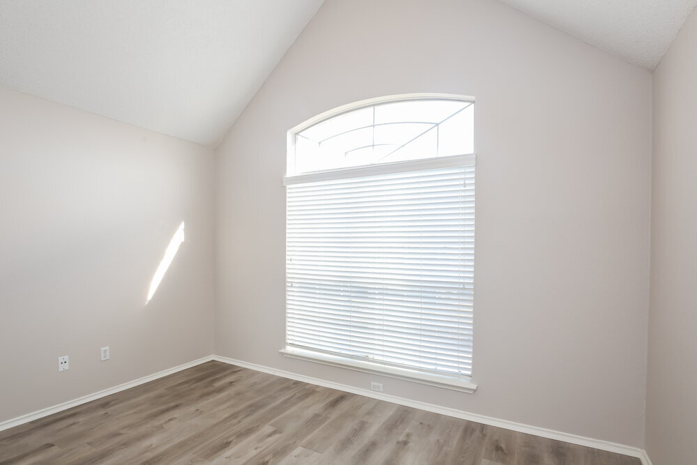Building Photo - 1511 Springwood Dr