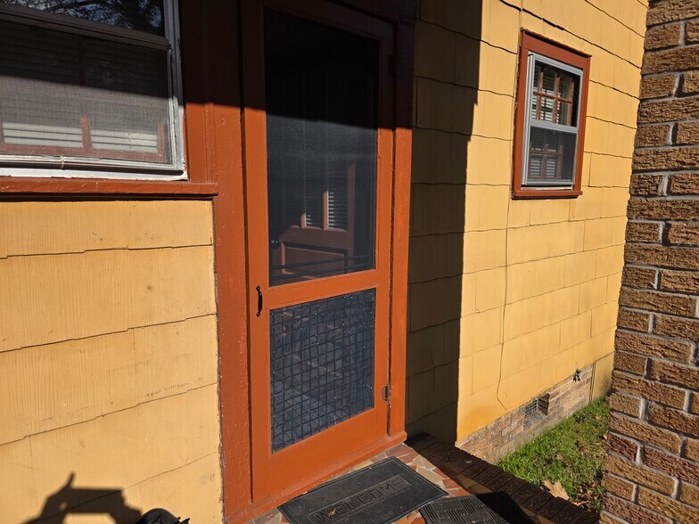 Back Door - 1302 Belleville Rd