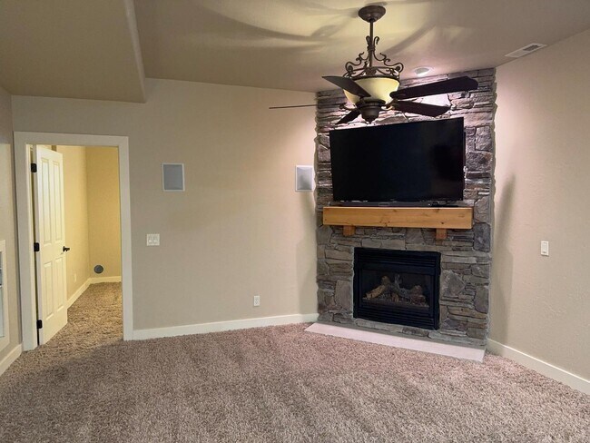 Building Photo - 1724 Ellerbeck Ln