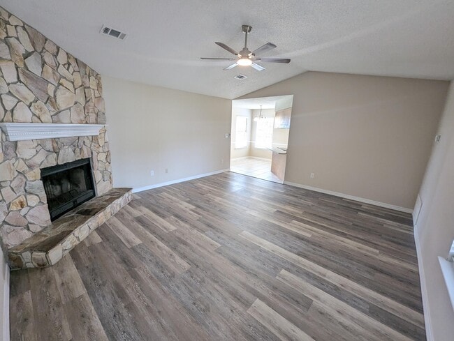 Building Photo - 8909 Colony Ridge Cir