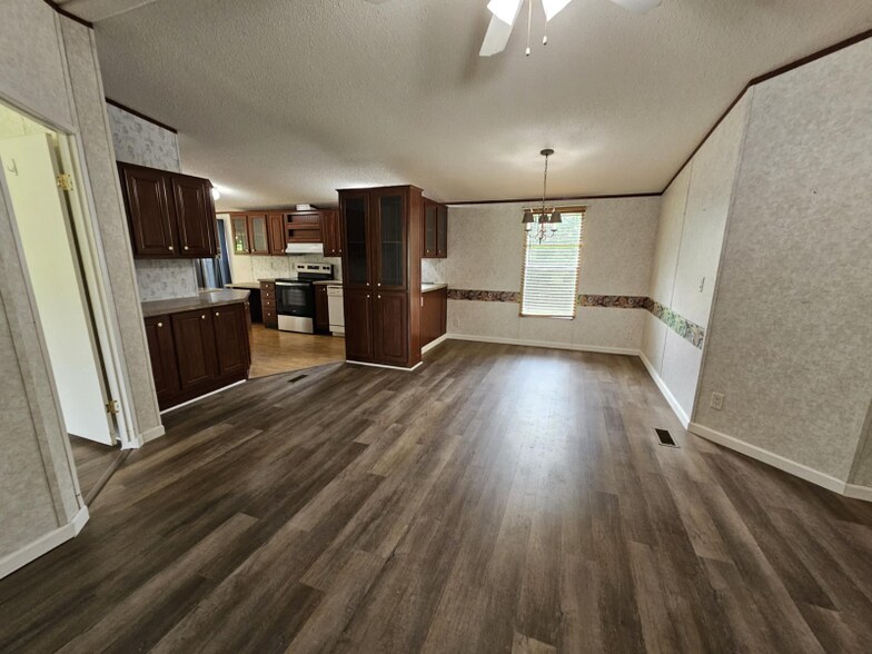 Building Photo - 3835 Bachelor Creek Rd
