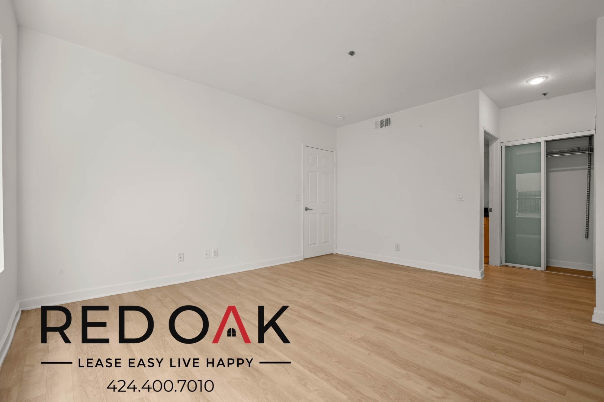 Building Photo - 939 Palm Ave