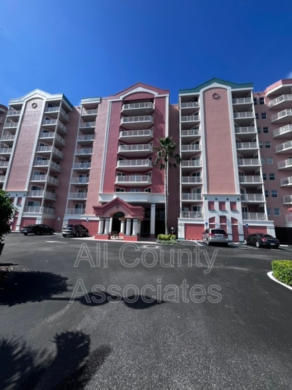 Building Photo - 4516 Seagull Dr