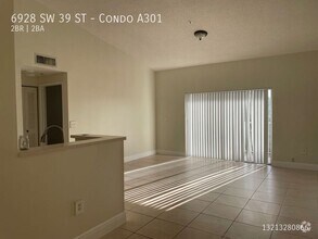 Building Photo - 6928 SW 39th St