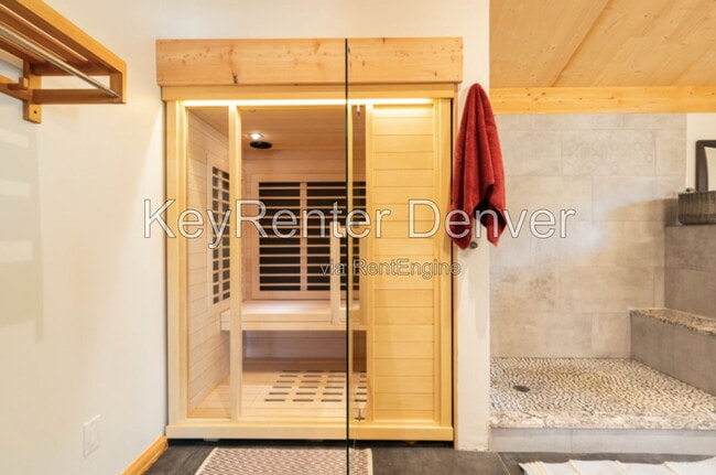 Building Photo - 9567 Ute Dr
