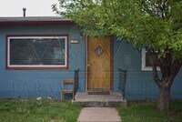Building Photo - 1270 N 6th St