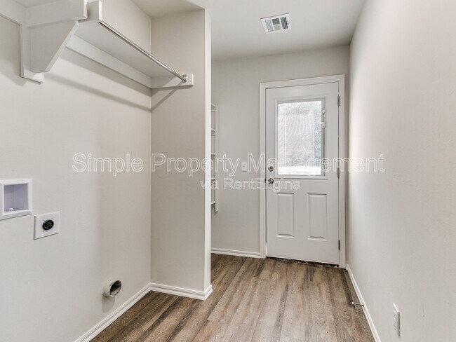 Building Photo - 11452 SW 12th St