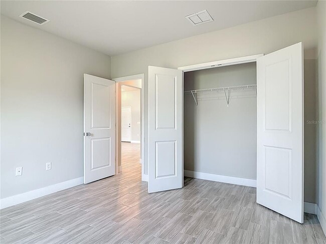 Building Photo - 60 Ballenger Ln