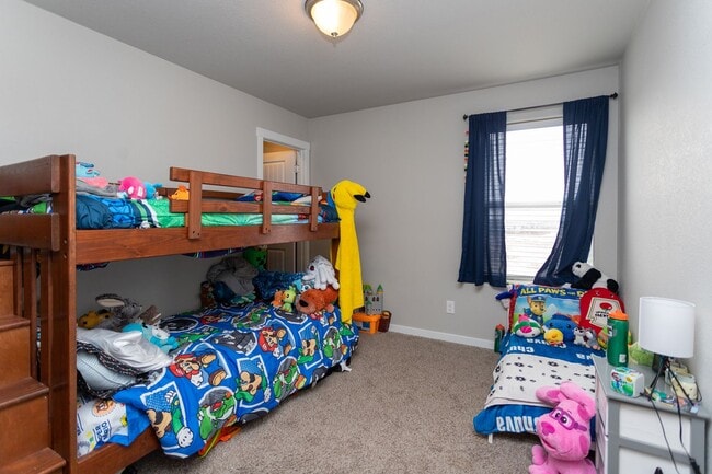 Building Photo - Exquisite 2-Story Home: Luxury Living in Tranquil Cul-de-Sac Setting!!