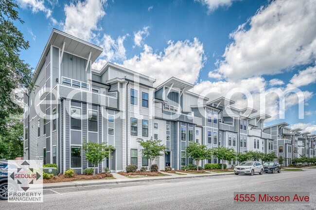Building Photo - 4555 Mixson Ave