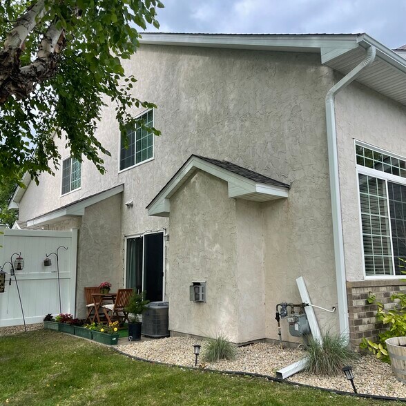 Building Photo - 5420 Fawn Meadow Curv SE