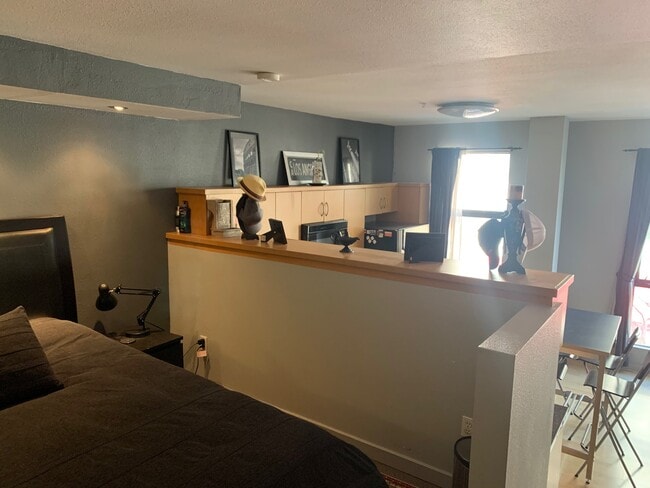 Building Photo - 777 Sixth Ave