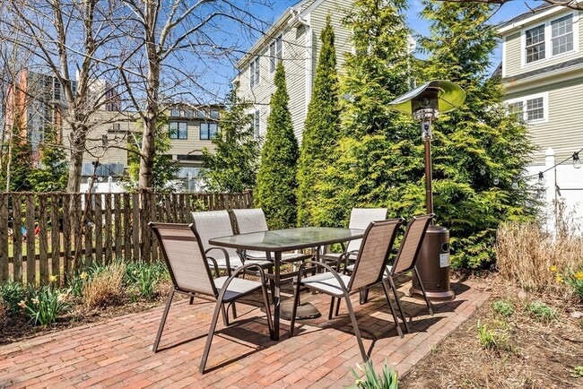 Building Photo - 23 Fairmont Ave