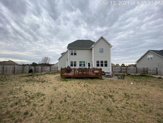 Building Photo - 118 Bolder Drive