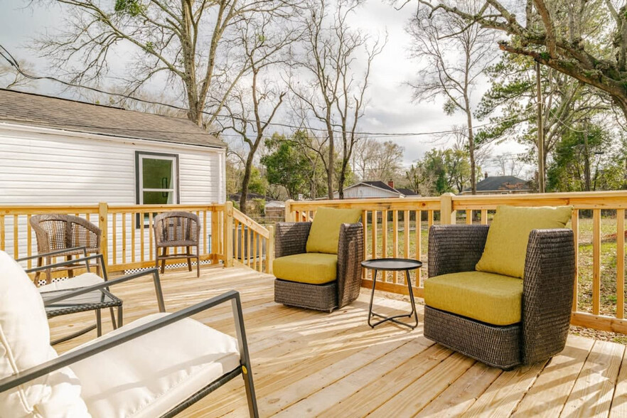 Building Photo - 2863 Potter Dr