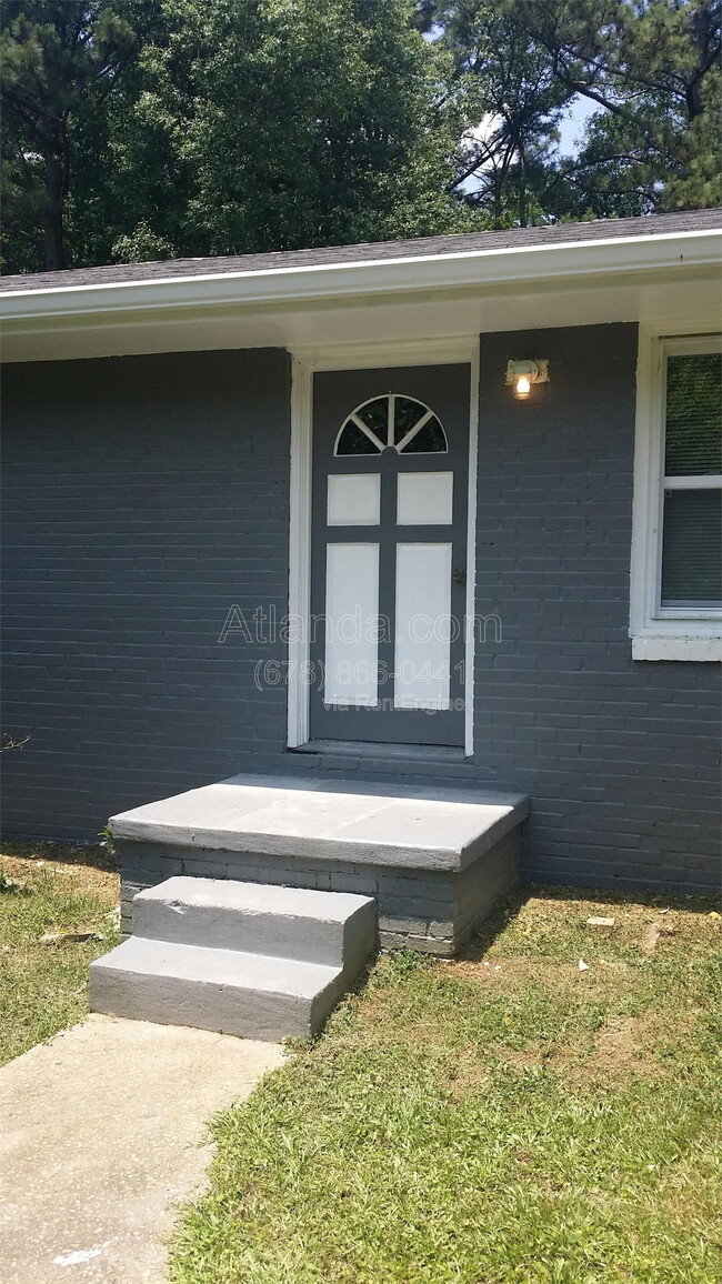 Building Photo - 3728 Loren Dr