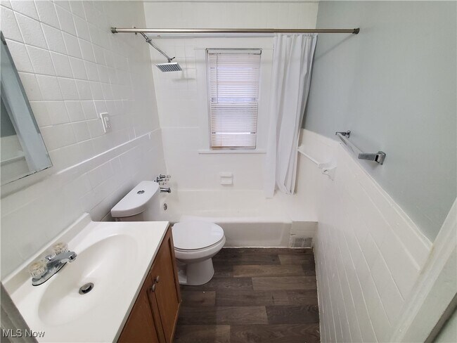 Building Photo - 13413 Durkee Ave