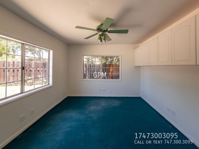 Building Photo - 10342 Mather Ave