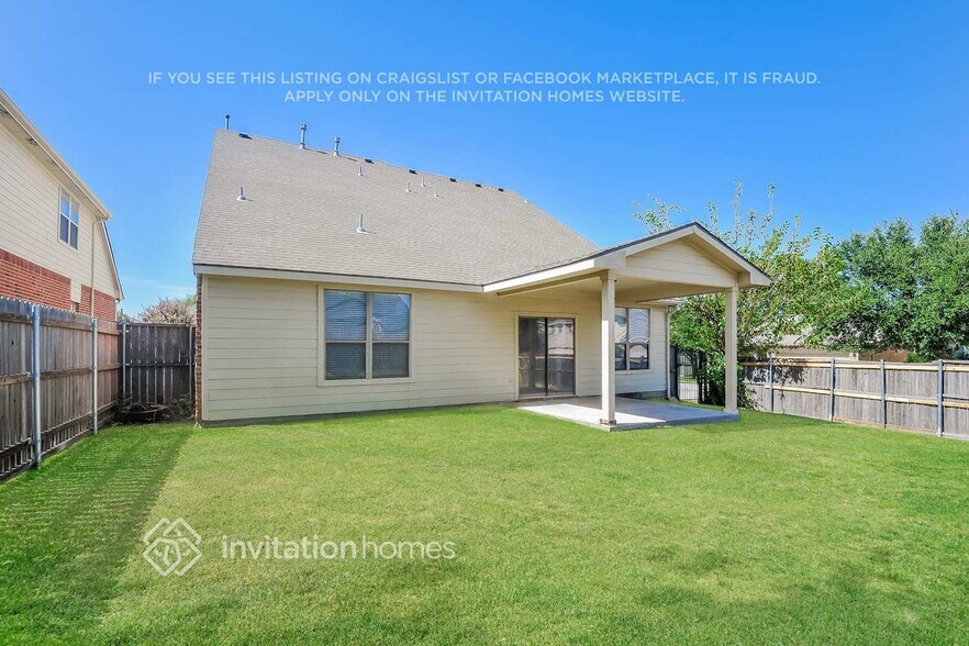 Building Photo - 5601 Desert Willow Ct