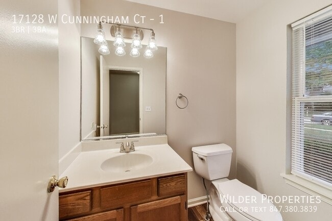 Building Photo - 17128 W Cunningham Ct