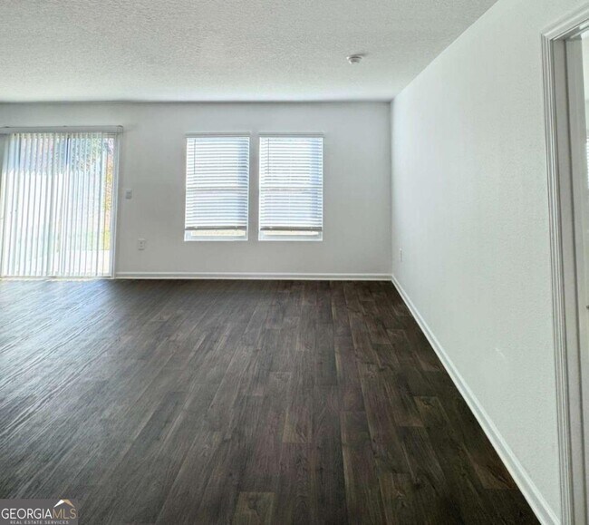 Building Photo - 101 Landing Blvd