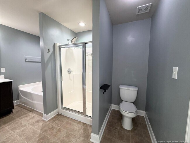 Building Photo - 260 Trenton Pl