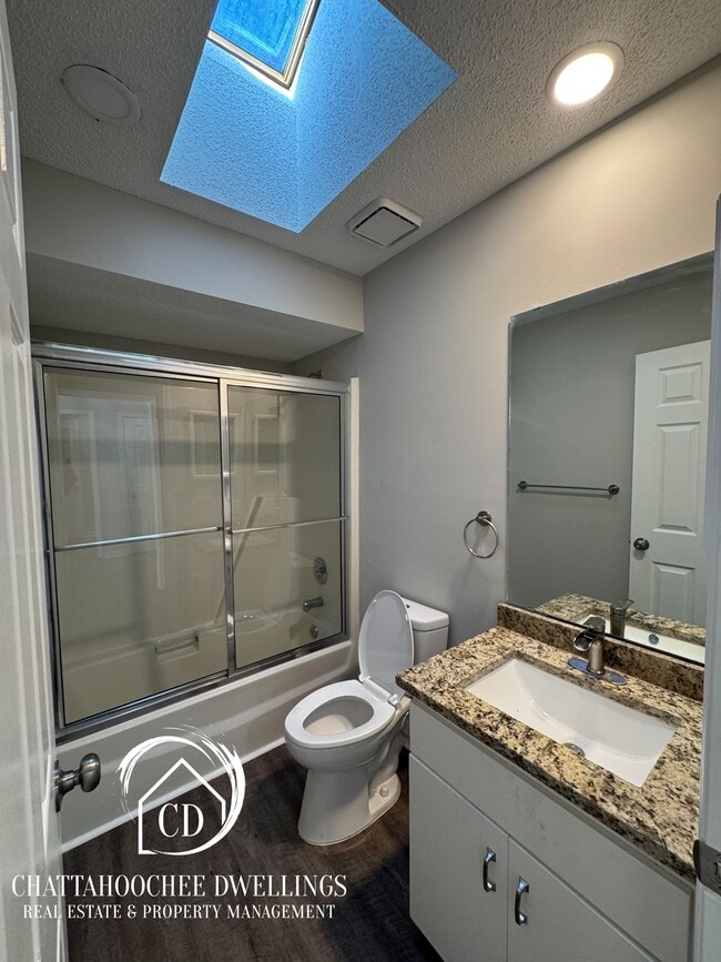 Building Photo - 4571 Mayo Dr