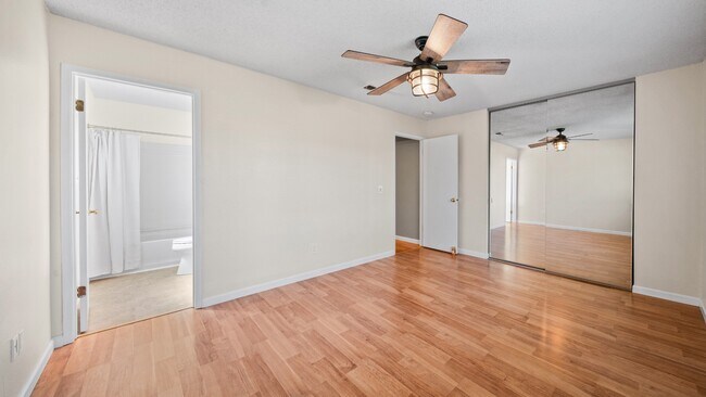 Building Photo - 1623 Oneel Dr