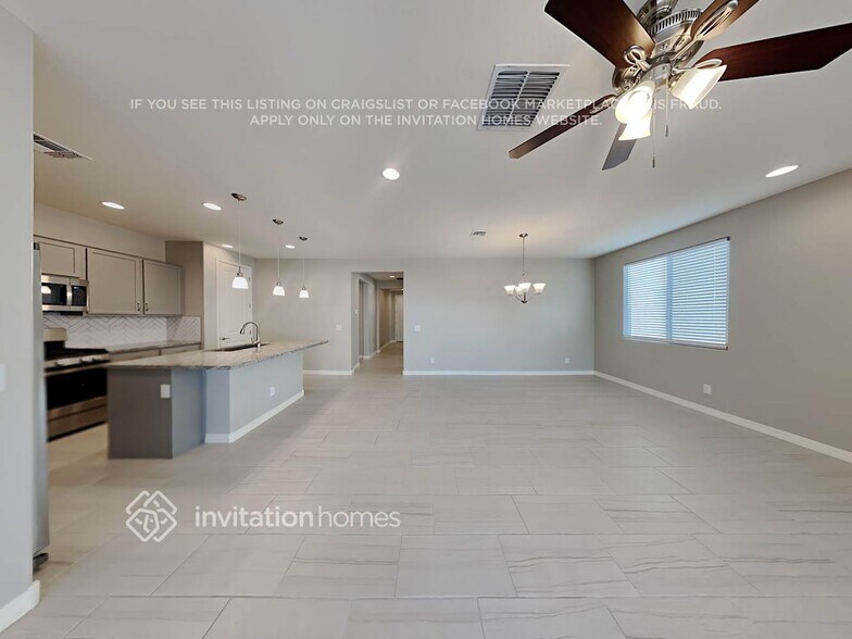 Building Photo - 21027 W Berkeley Rd