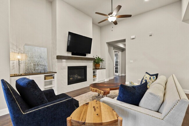 Building Photo - 11482 Misty Ridge Dr