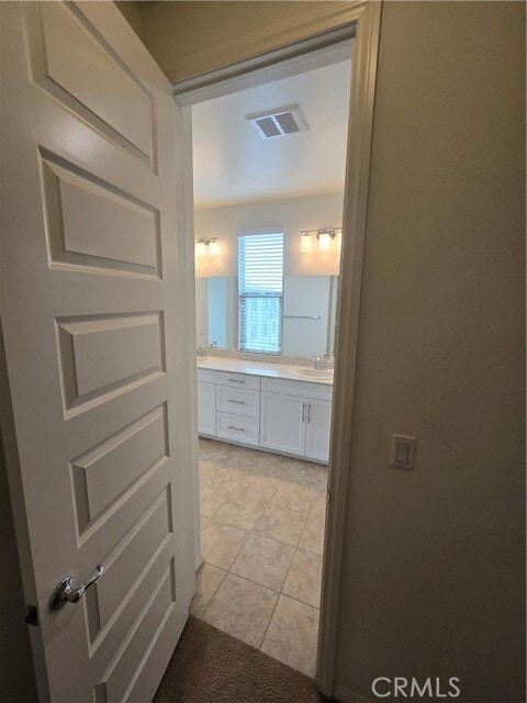 Building Photo - 73 Plateau