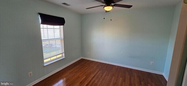 Building Photo - 25366 Vacation Pl