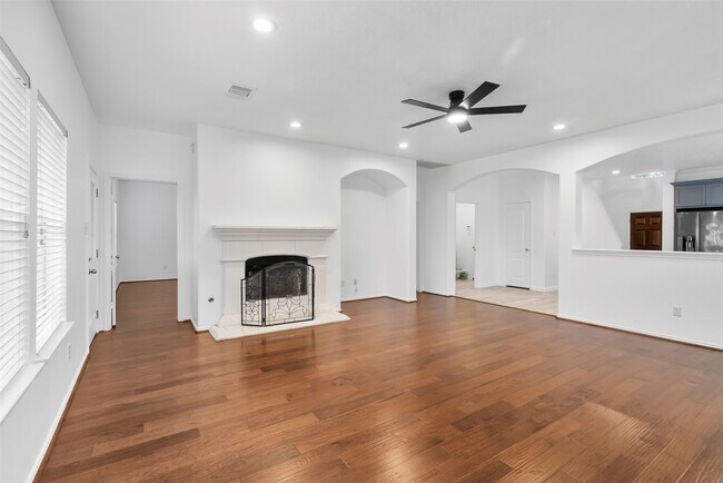 Building Photo - 2610 Cypress Springs Dr