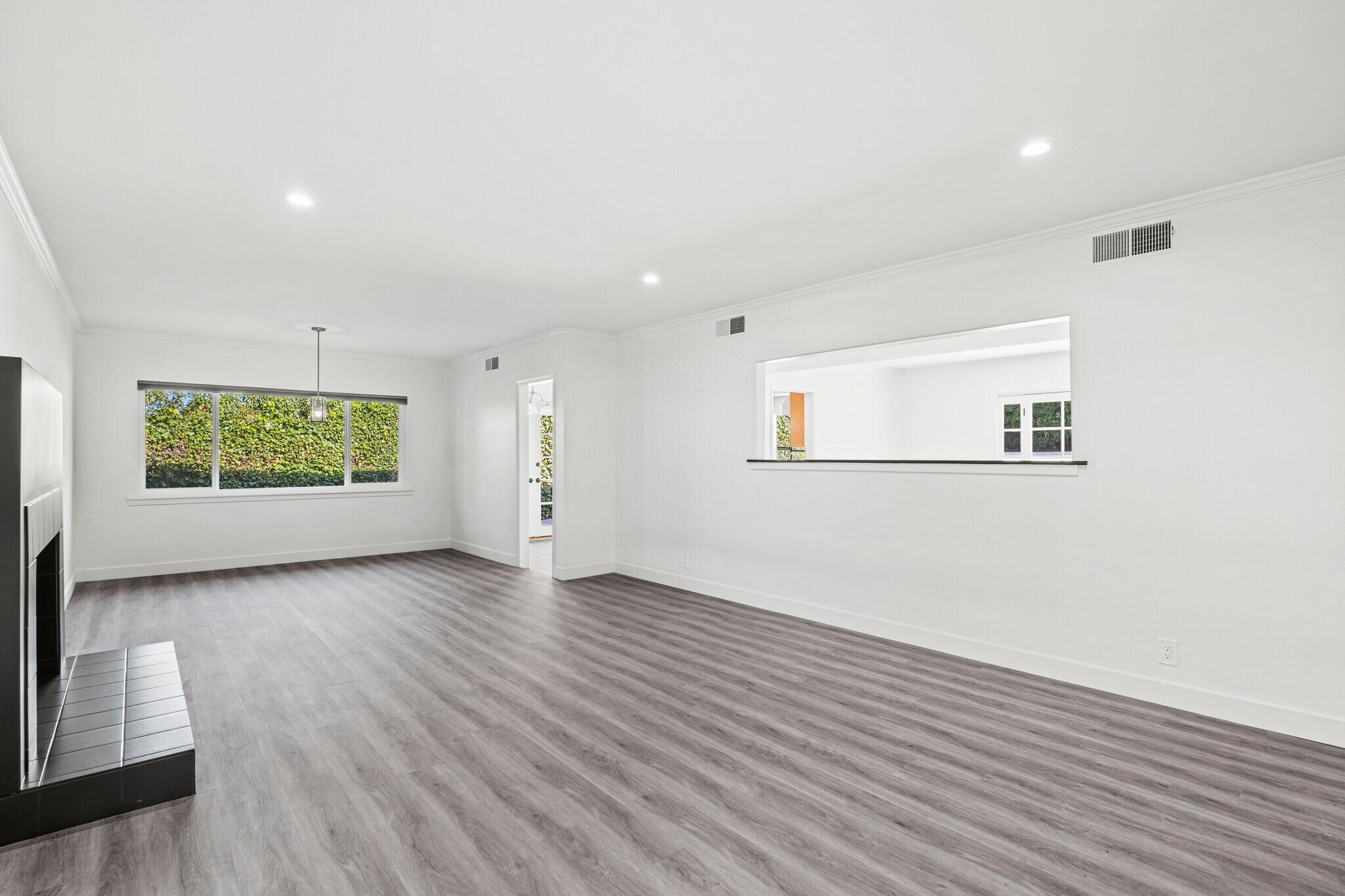 Building Photo - 3454 Green Vista Dr