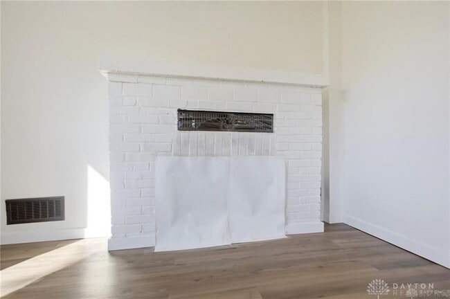 Building Photo - 2512 Harshman Rd