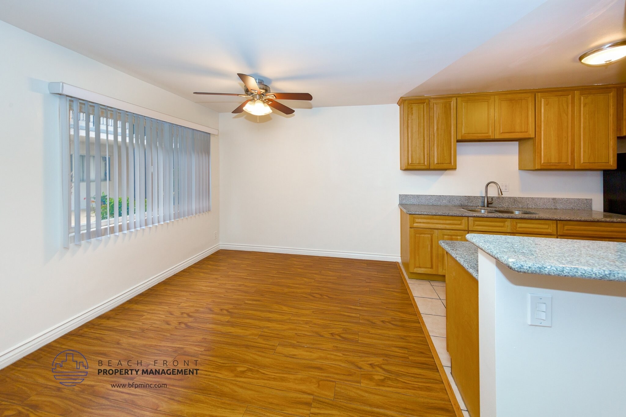 Building Photo - 740 S St Andrews Pl