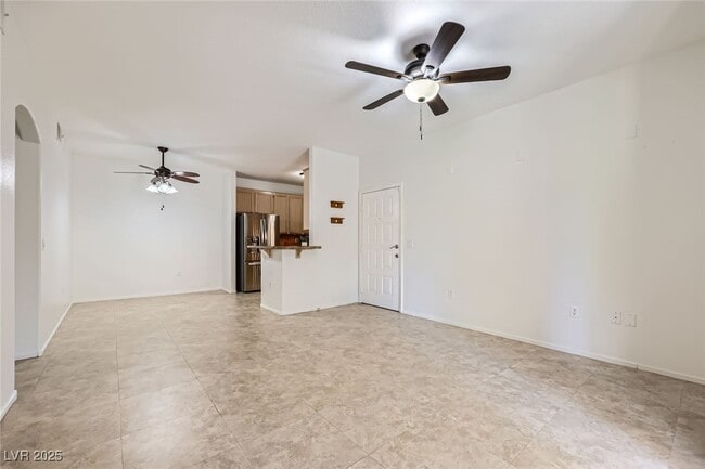Building Photo - 75 N Valle Verde Dr