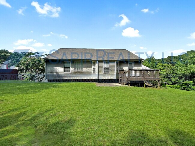 Building Photo - 1605 Silver Petal Way