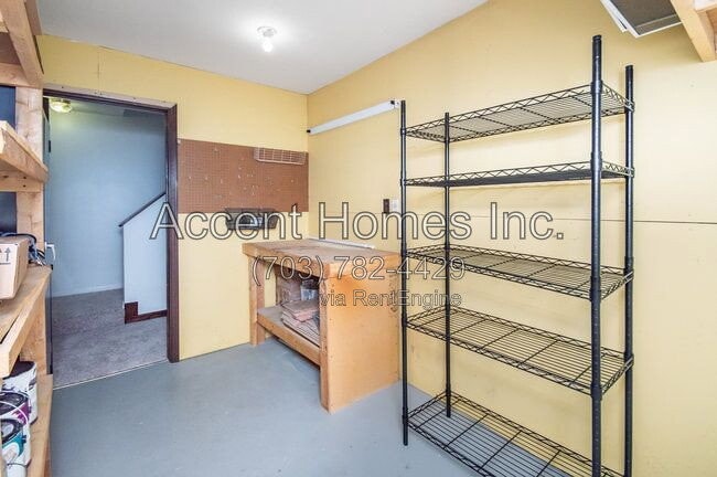 Building Photo - 6509 China Grove Ct