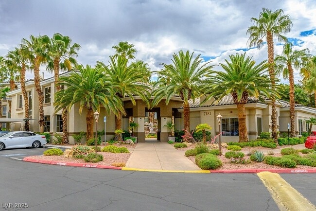 Building Photo - 7115 S Durango Dr